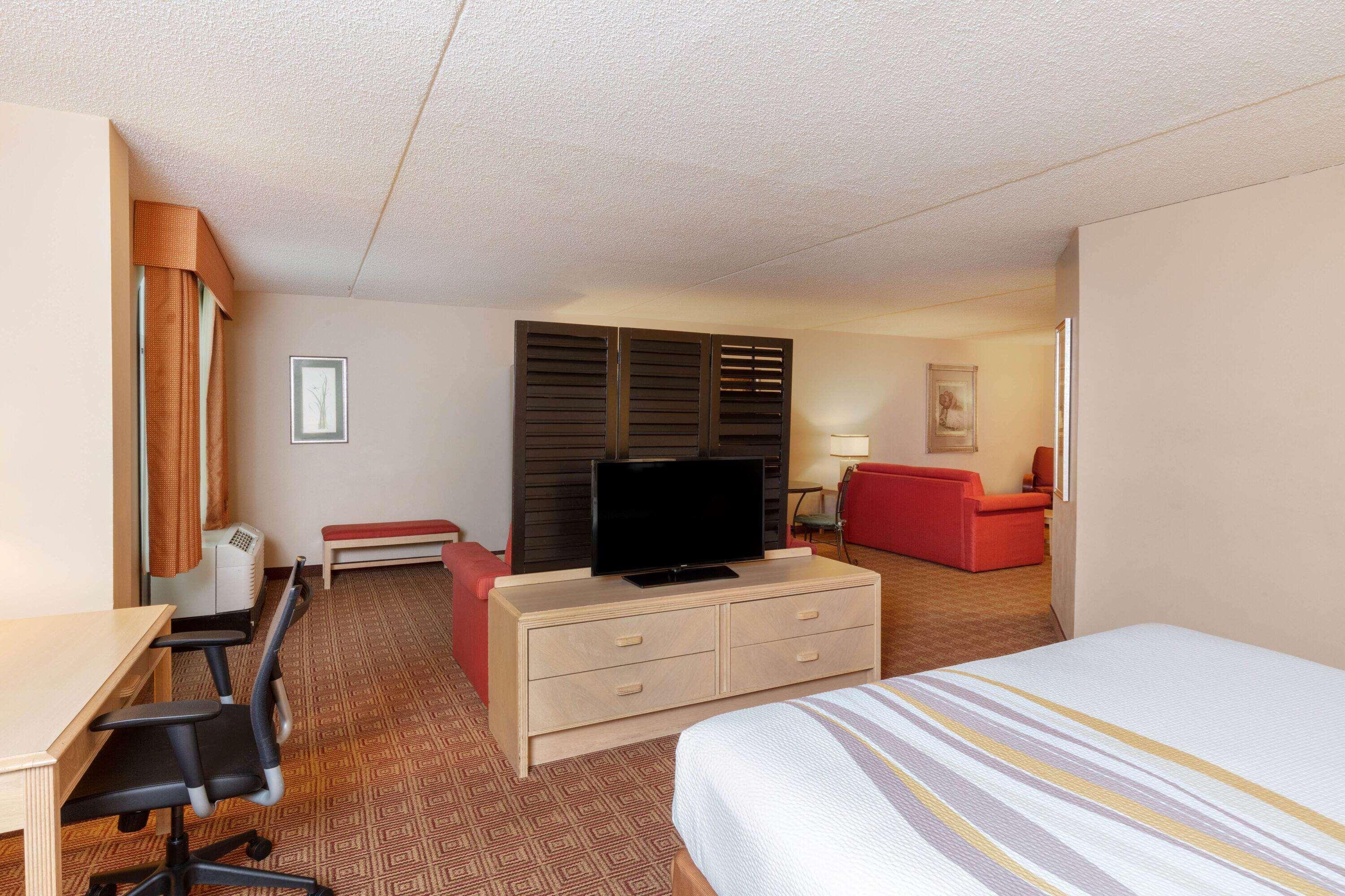 La Quinta By Wyndham Garden City Eksteriør bilde