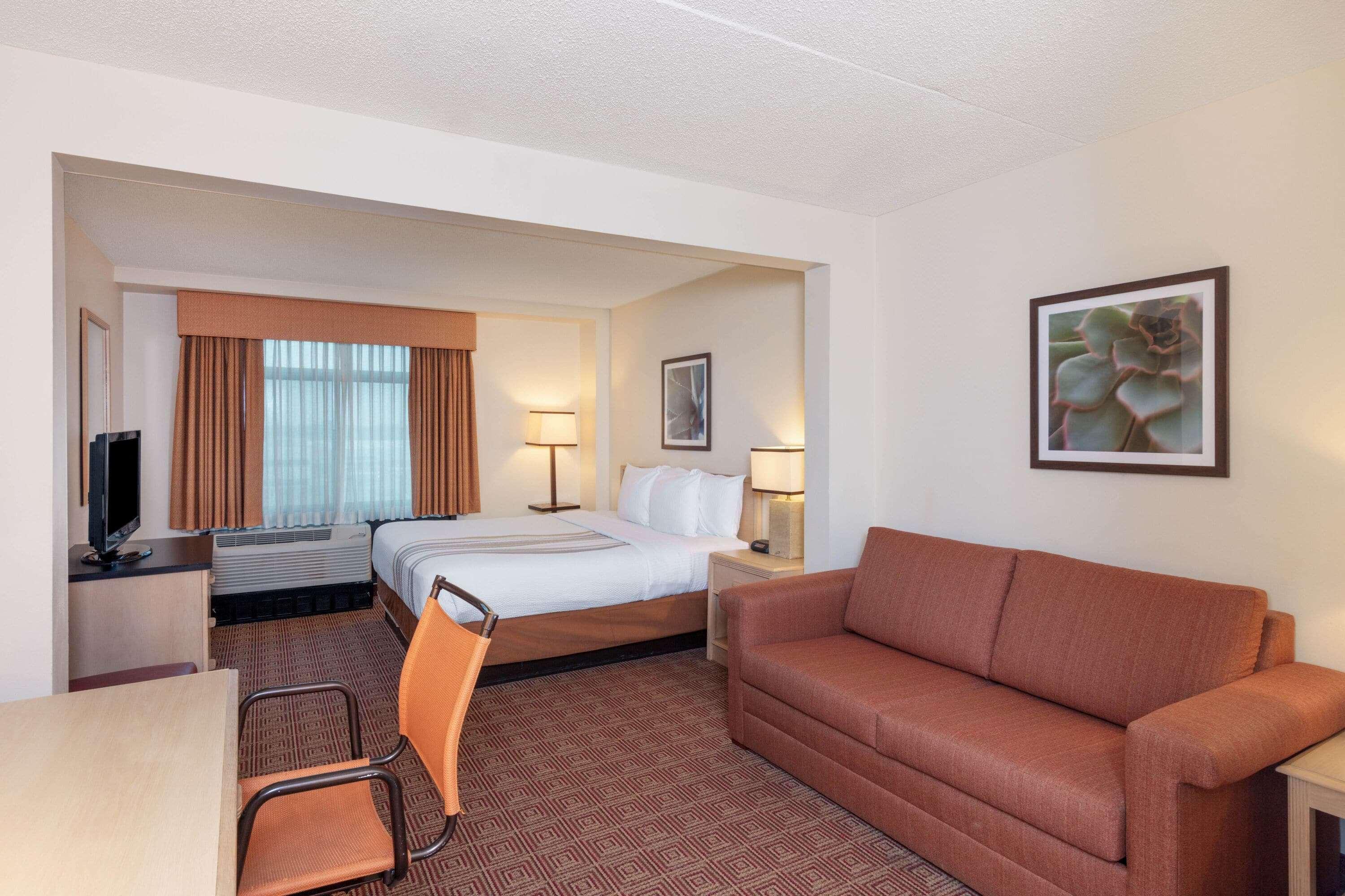 La Quinta By Wyndham Garden City Eksteriør bilde