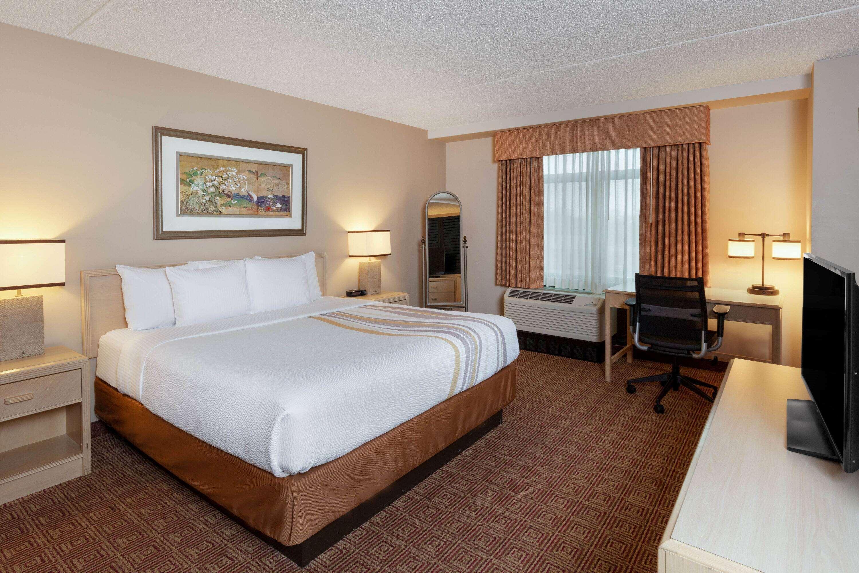 La Quinta By Wyndham Garden City Eksteriør bilde